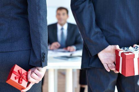 Survey Reveals Corporate Gifts Growing in Popularity with Clients and Employees
