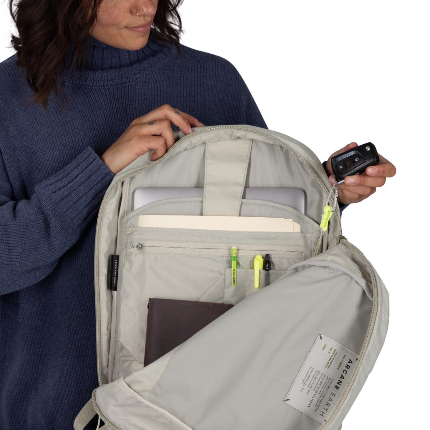 Osprey Bags One Size / Pediment Grey Osprey - Earth Large Day Packpack