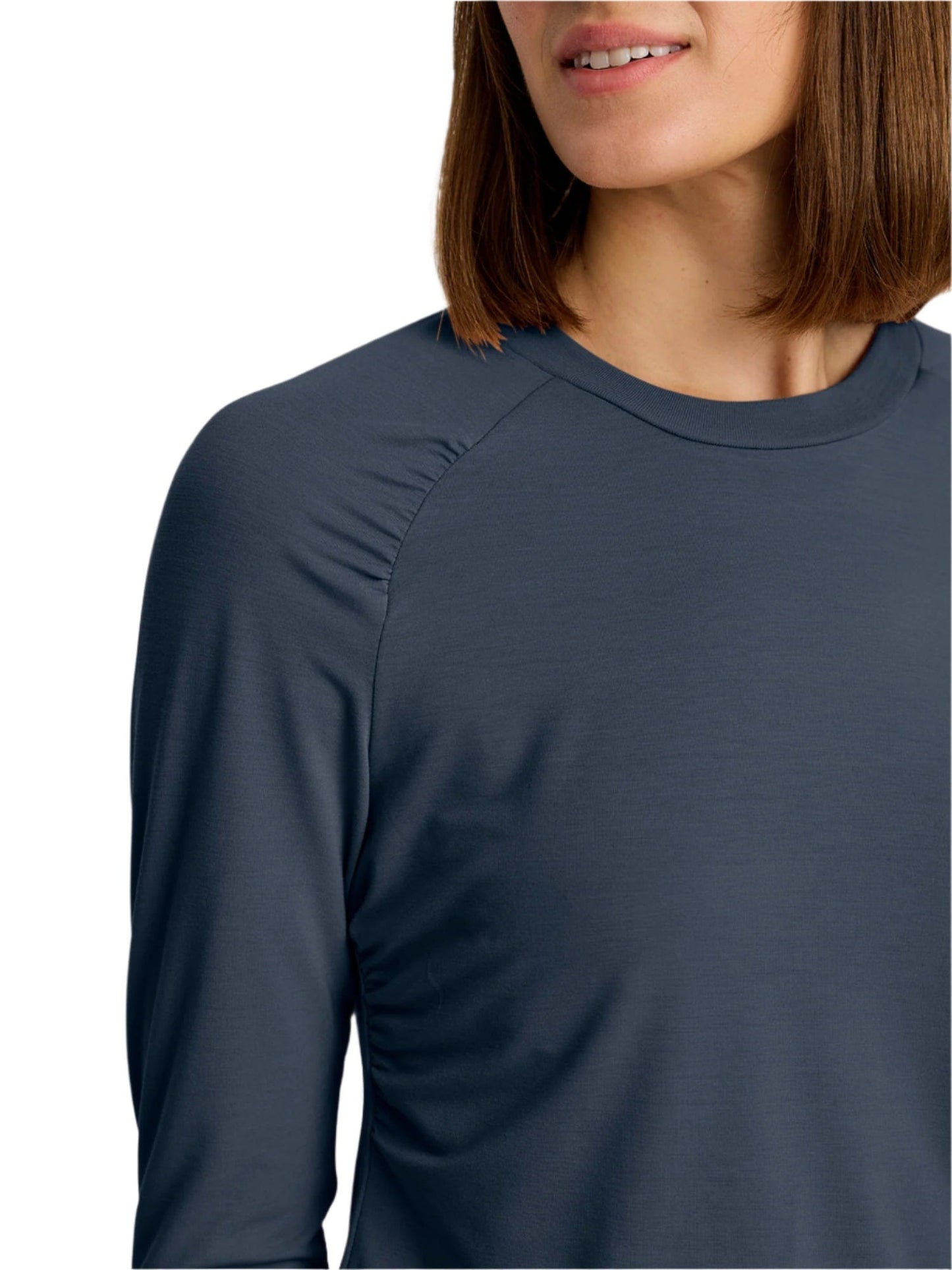 Free Fly T-Shirts Free Fly - Women's Elevate Lightweight Fitted Long Sleeve