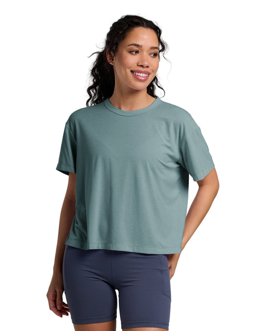 Free Fly T-Shirts XS / Stormy Sea Free Fly - Women's Elevate Lightweight Tee