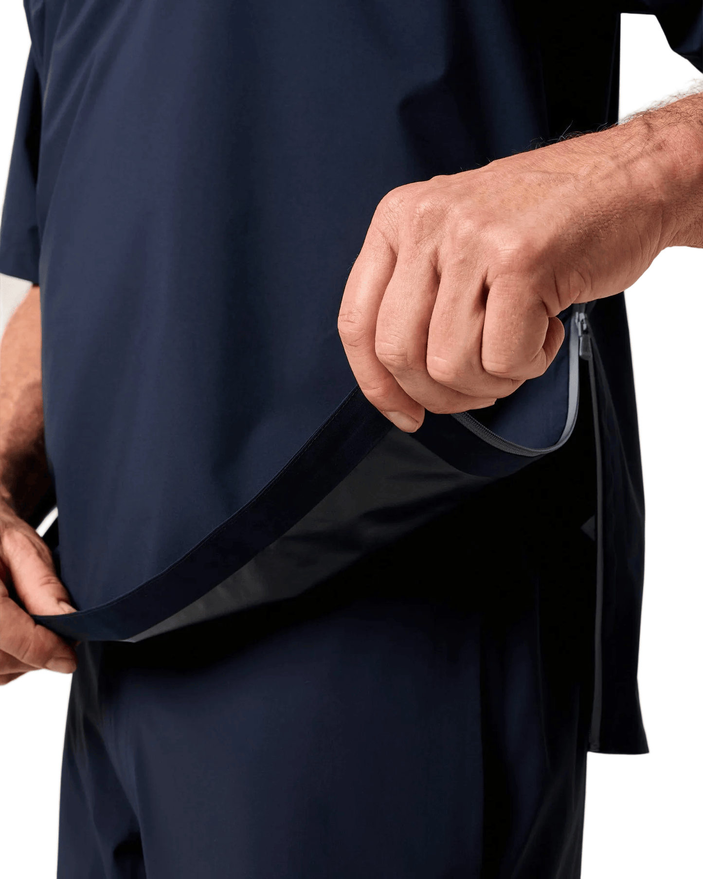 Johnnie-O Outerwear Johnnie-O - Stealth Stowable Short Sleeve Rain Jacket