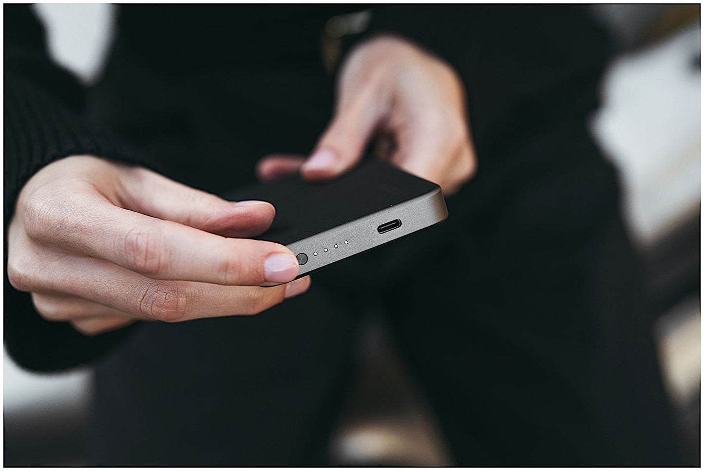 mophie Electronics One Size / Black mophie - Powerstation Mini 5k Power Bank with Integrated Cable