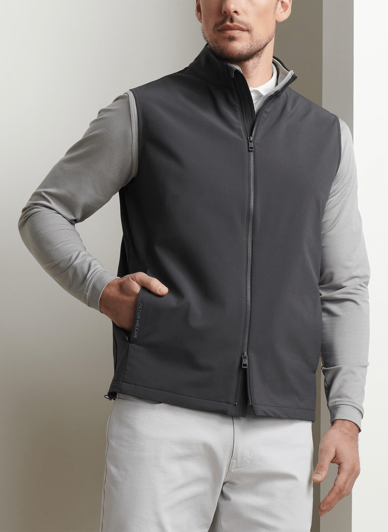 Peter Millar Outerwear Peter Millar - Men's Gust Vest - Carbon Black