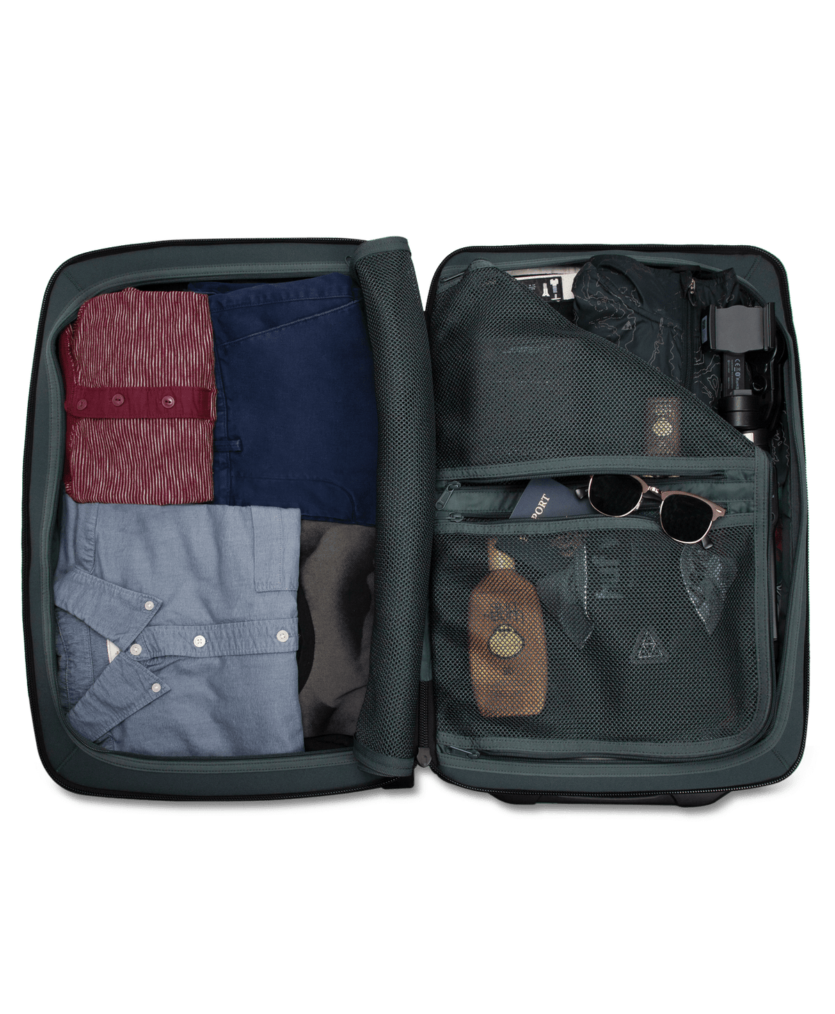 Copilot Carry-On Roller | Clamshell Organizer | Timbuk2 Copilot Carry-On Roller | Clamshell Organizer | Timbuk2