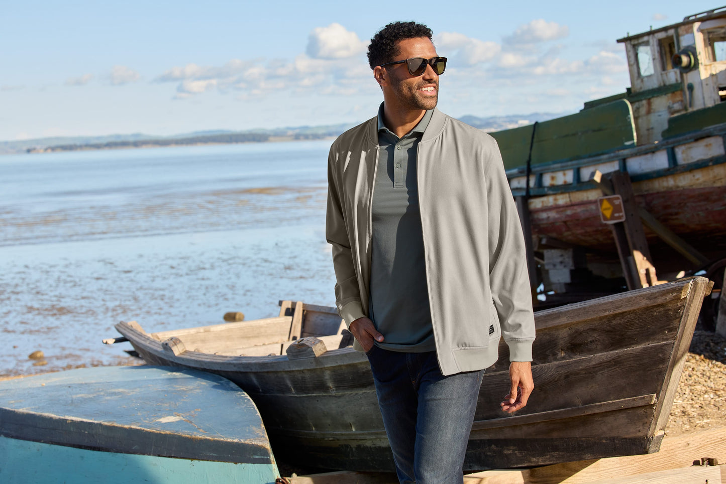 TravisMathew Layering TravisMathew - Men's Bomber Jacket